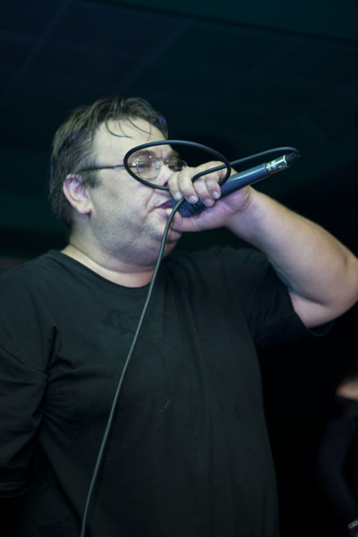 Фото с разных концертов в Москве (2009)